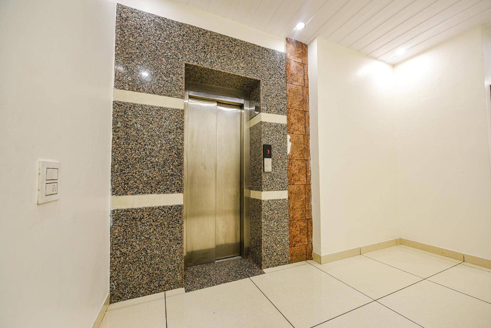 Fabhotel Savera Park Амрітсар Екстер'єр фото
