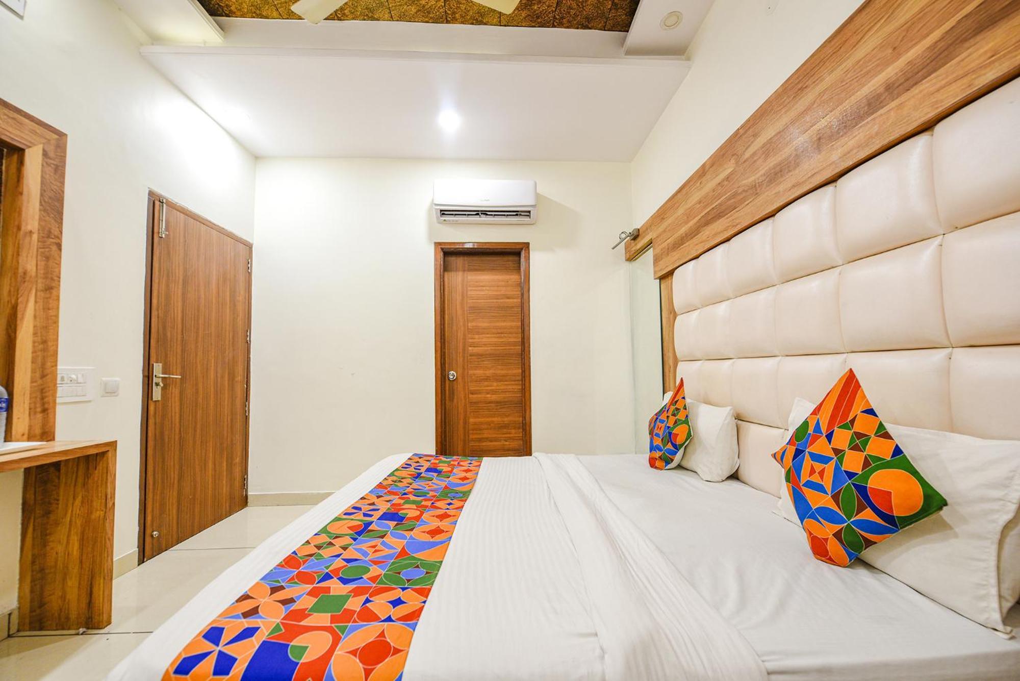Fabhotel Savera Park Амрітсар Екстер'єр фото