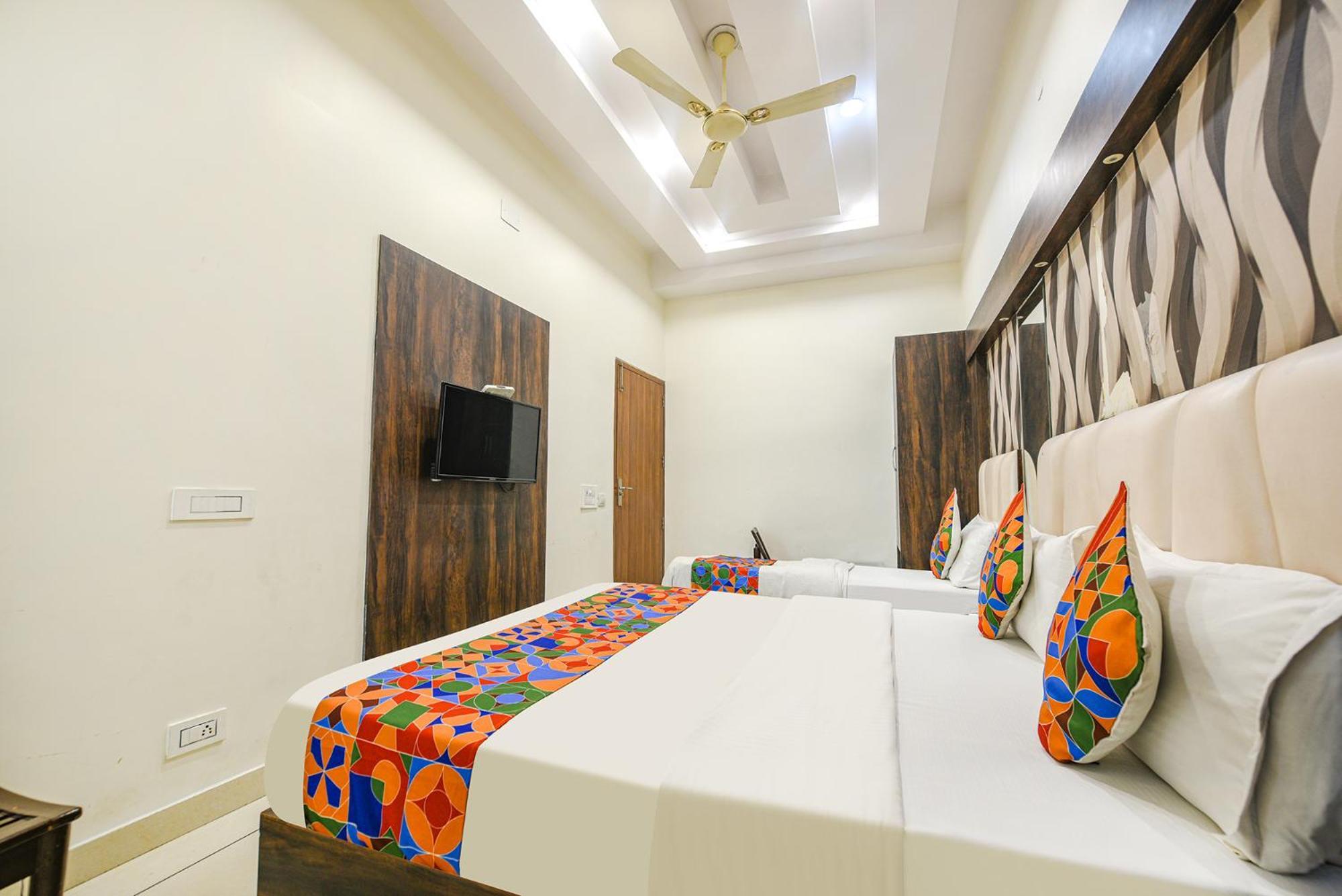 Fabhotel Savera Park Амрітсар Екстер'єр фото
